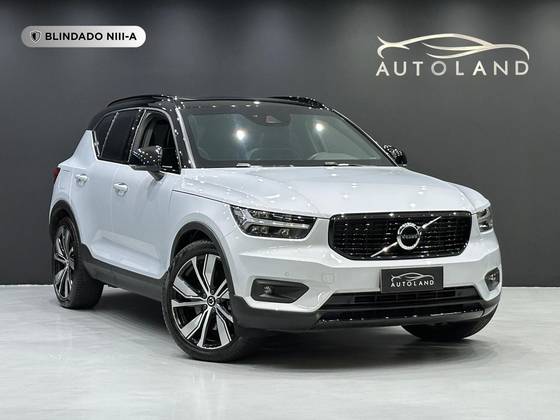 VOLVO XC40 1.5 T5 RECHARGE R-DESIGN GEARTRONIC